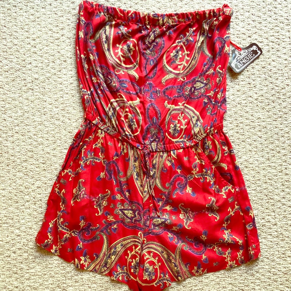 Strapless romper